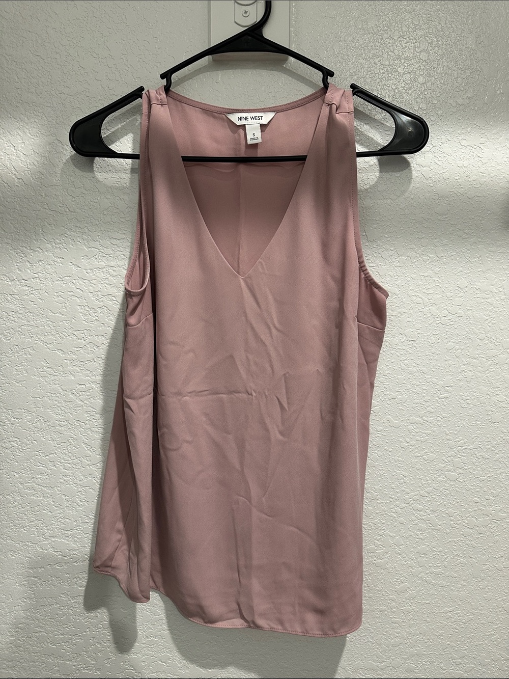 Nine West Dusty Rose V-Neck Sleeveless Camisole